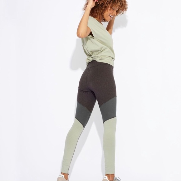 Pact Organic Cotton leggings - Picture 1 of 4